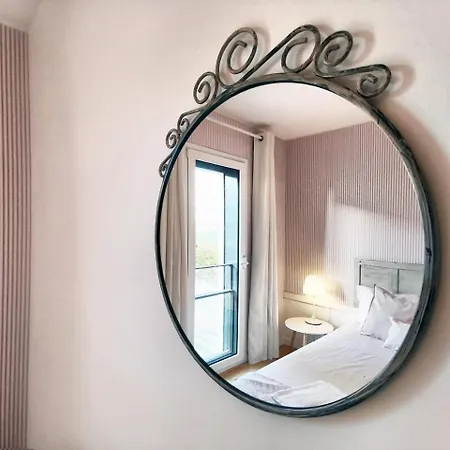 Bridge View With Balcony Daire *