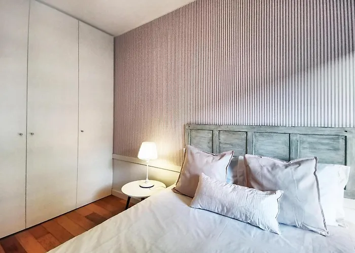 Bridge View With Balcony * Sacavém